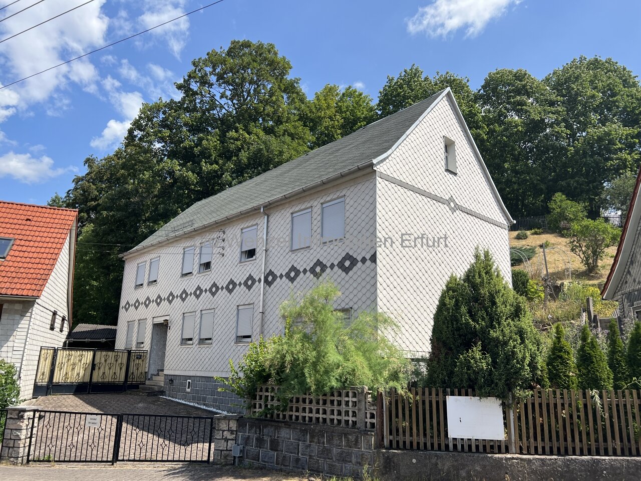 Familienglück in Geraberg! Geräumiges Wohnhaus 