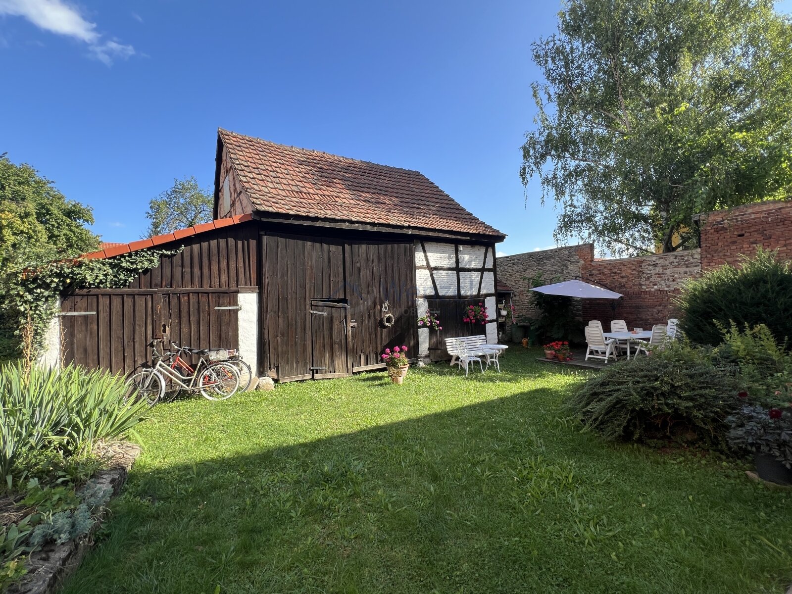 Charmantes Wohnhaus in begehrter Lage