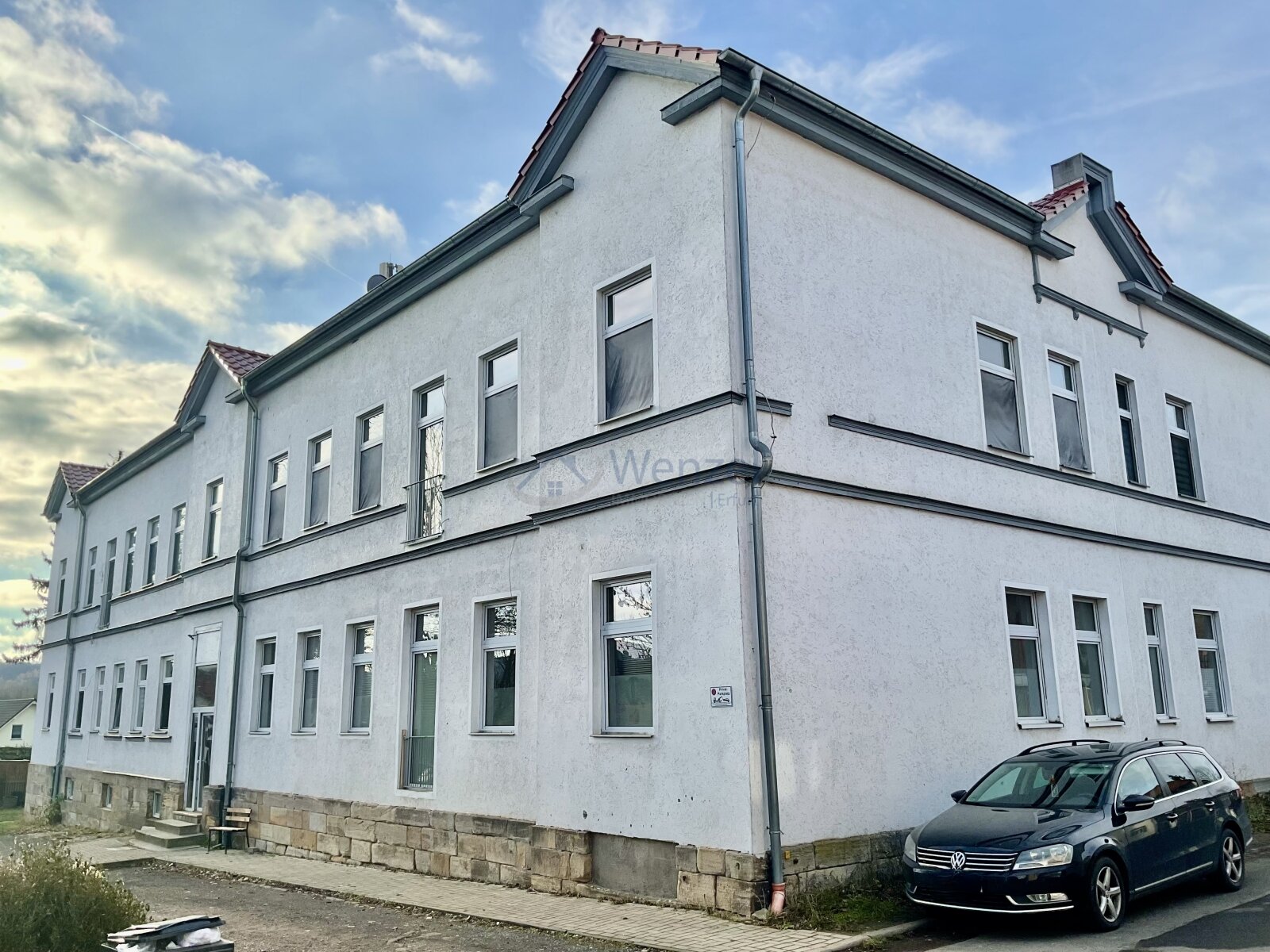 Renovierunsgbedürftige, großzügige 4-Zimmer-Wohnung in GTH-Siebleben