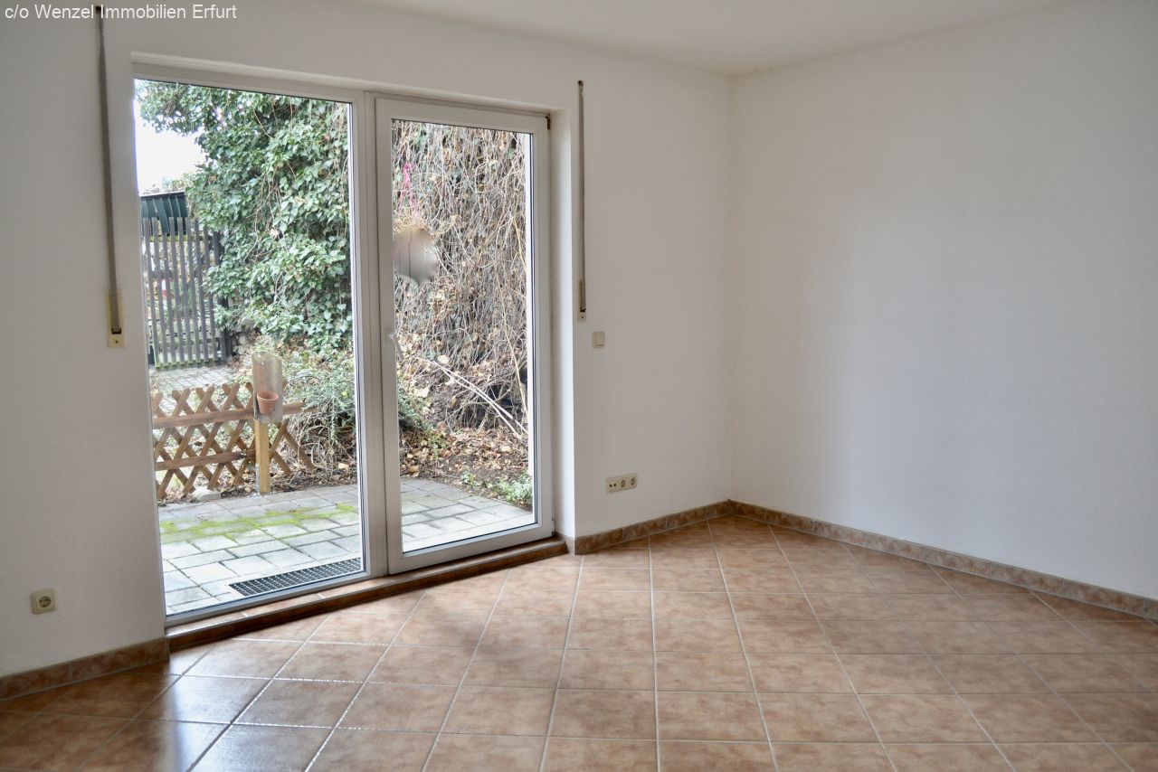 Erfurt: Kapitalanlage: vermietete, schöne 3-Zimmer Wohnung inkl. Stellplatz & Einbauküche!  Erfurt: Kapitalanlage: vermietete, schöne 3-Zimmer Wohnung inkl. Stellplatz & Einbauküche!