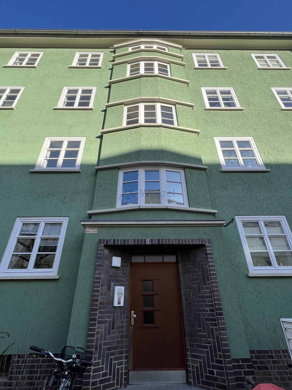 Erfurt: Charmante Wohnung im Bauhaus-Stil zum Kauf  Erfurt: Charmante Wohnung im Bauhaus-Stil zum Kauf