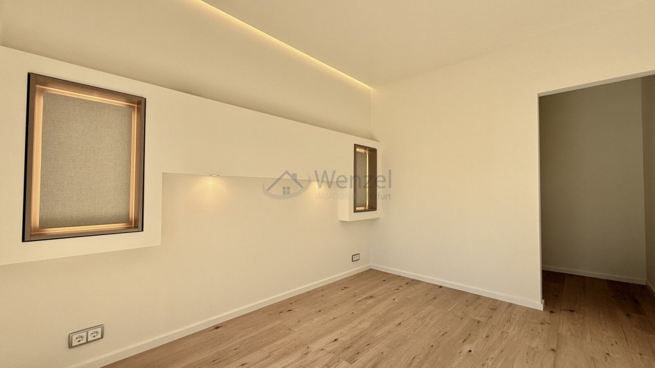 Schlafzimmer mit Ankleide