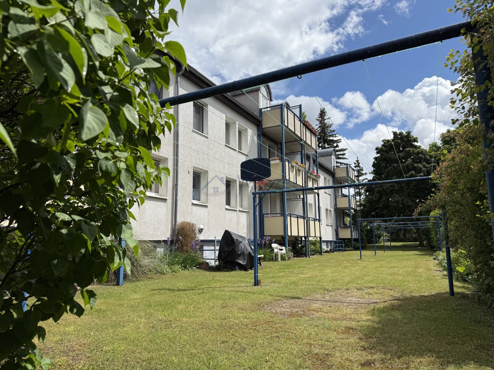 Erfurt: Kapitalanlage: Vermietete Vier-Zimmer Wohnung in Erfurt Süd/Ost  Erfurt: Kapitalanlage: Vermietete Vier-Zimmer Wohnung in Erfurt Süd/Ost
