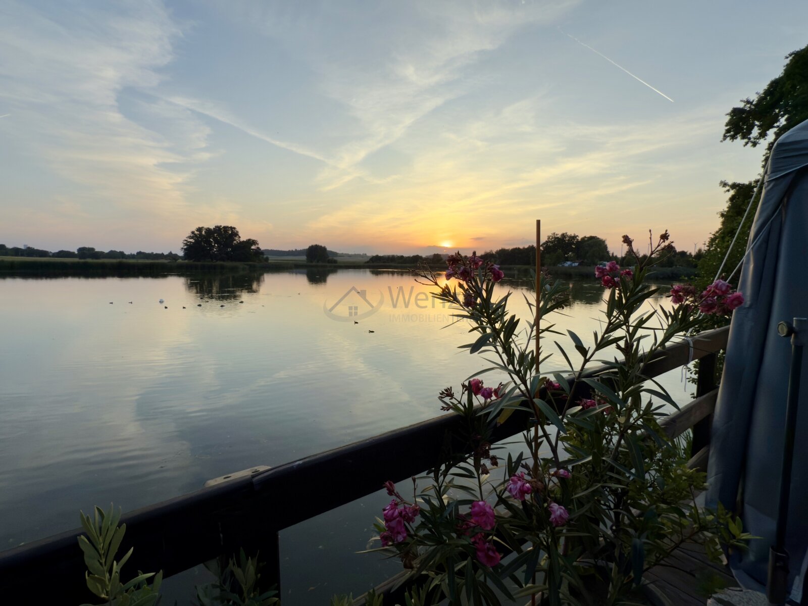 Hainspitz: Ein Wohnjuwel mit Seeblick 